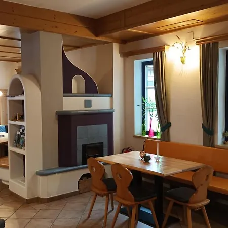 Zum Postwirt Estalagem